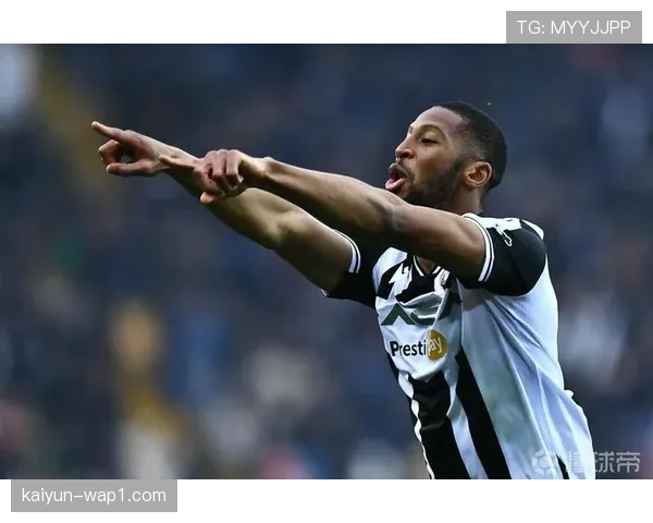 埃弗顿贝托全能表现获认可 两射一传当选全场最佳球员